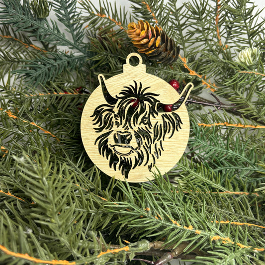 Round Highland Cow Tree Ornament